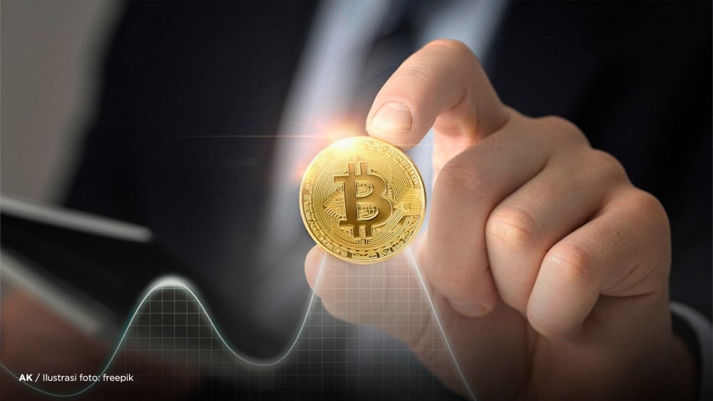 Investors take profit, bitcoin falls to USD 117,000